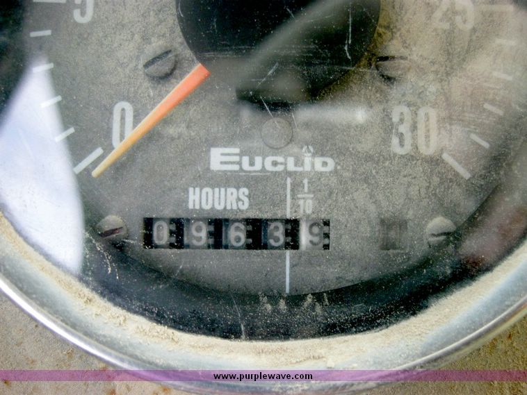 image for item 6391 Euclid R-25 dump truck