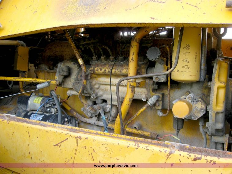 image for item 6392 Caterpillar 966C wheel loader