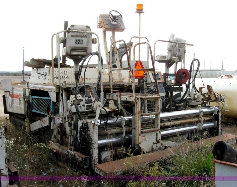 image for item 6394 Cedarapids 561 Grayhound asphalt paver