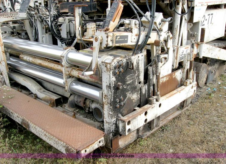 image for item 6394 Cedarapids 561 Grayhound asphalt paver