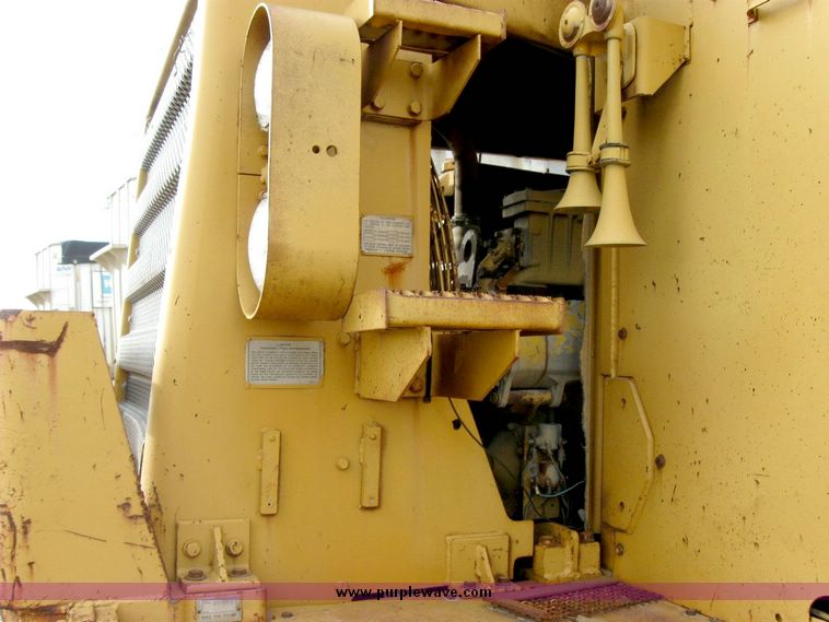 image for item 6396 Caterpillar 621B scraper