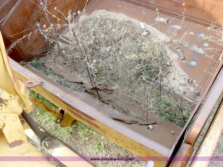 image for item 6396 Caterpillar 621B scraper