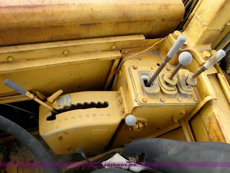image for item 6396 Caterpillar 621B scraper