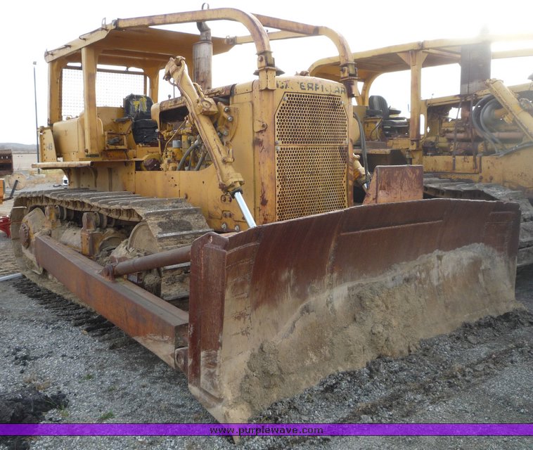 image for item 8591 1974 Caterpillar D8H dozer
