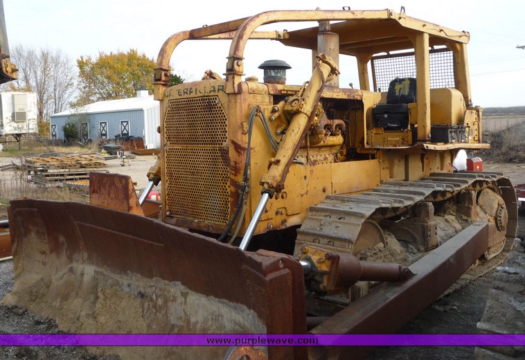 image for item 8591 1974 Caterpillar D8H dozer