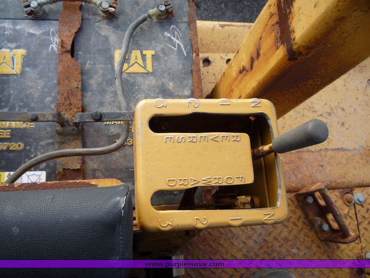 image for item 8591 1974 Caterpillar D8H dozer