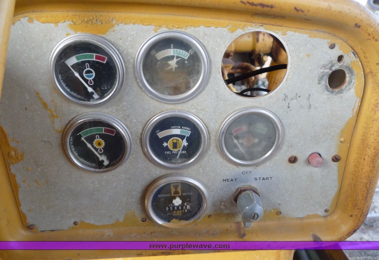 image for item 8591 1974 Caterpillar D8H dozer