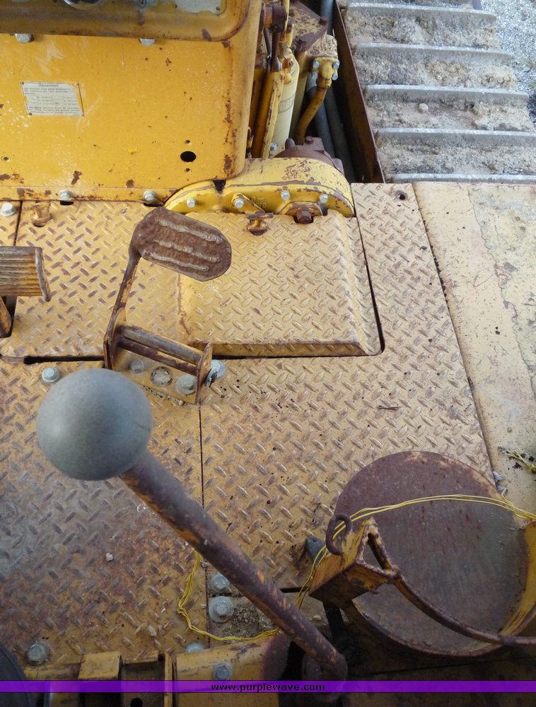 image for item 8591 1974 Caterpillar D8H dozer