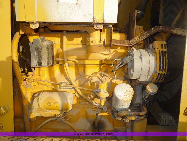 image for item 8592 1990 Blaw-Knox RW100A shoulder machine