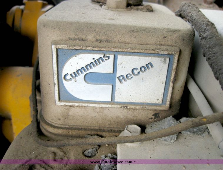 image for item 8822 Blaw-Knox MC-30 asphalt transfer machine