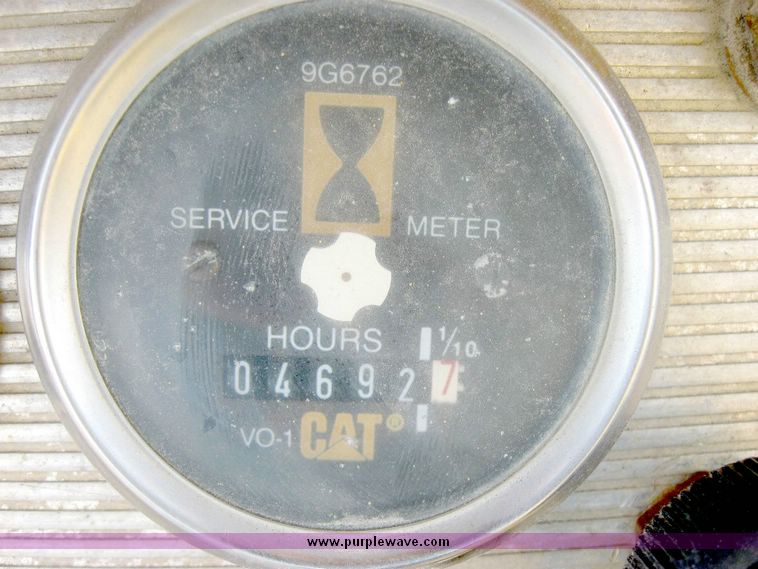 image for item 8823 Caterpillar 621B scraper