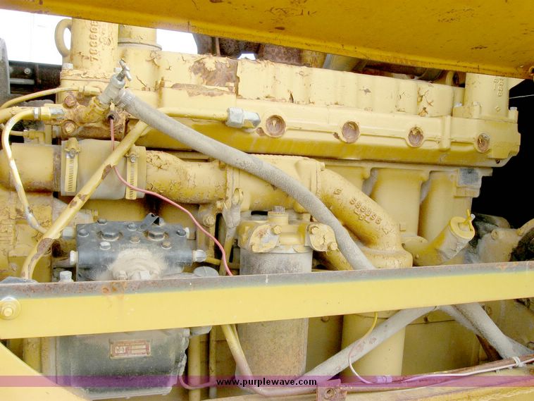 image for item 8824 Caterpillar 966C wheel loader