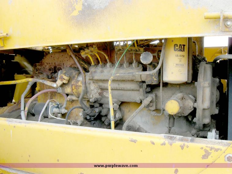 image for item 8825 Caterpillar 966C wheel loader