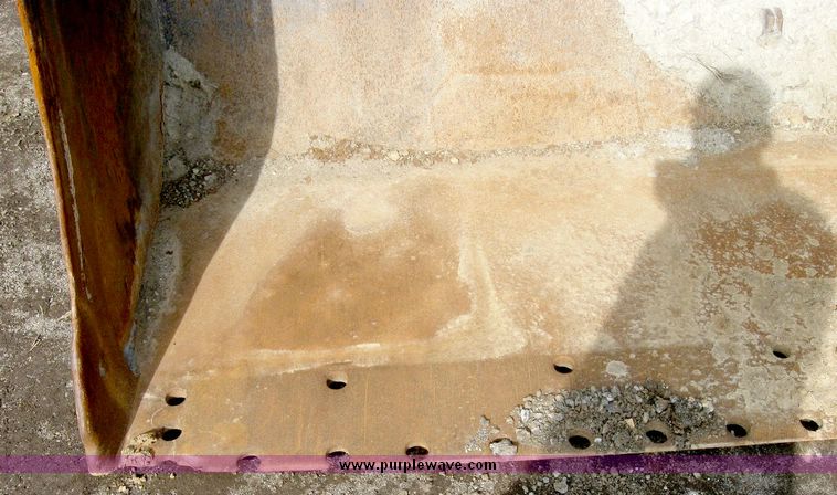 image for item 8825 Caterpillar 966C wheel loader