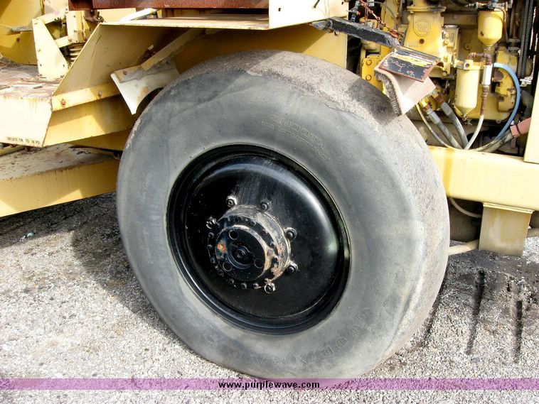 image for item 8831 Bros SPV-730 roller