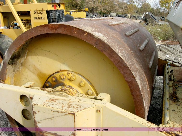 image for item 8831 Bros SPV-730 roller