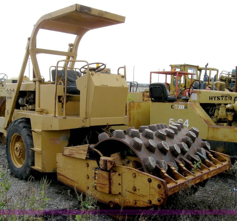 image for item 8833 Raygo Rascal dirt compactor