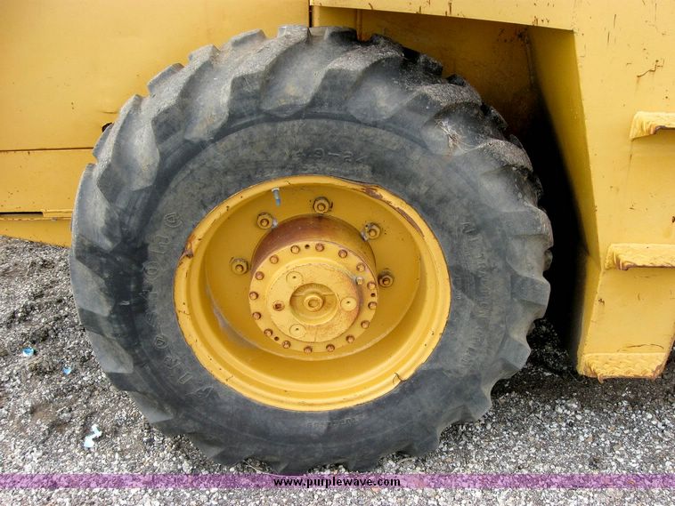 image for item 8833 Raygo Rascal dirt compactor