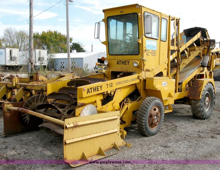 image for item 8835 Athey 7-12 force feed loader