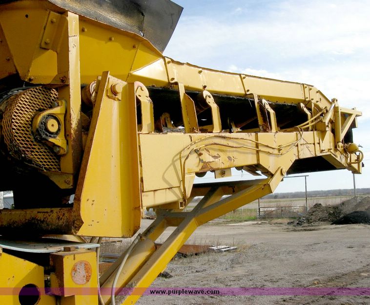 image for item 8835 Athey 7-12 force feed loader