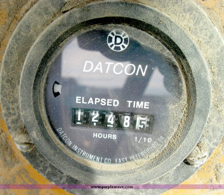 image for item 8835 Athey 7-12 force feed loader