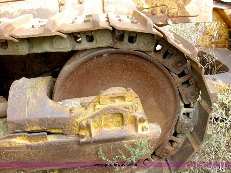 image for item 8838 Caterpillar D9G dozer