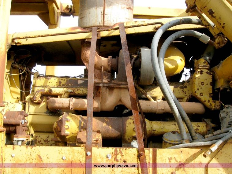 image for item 8838 Caterpillar D9G dozer
