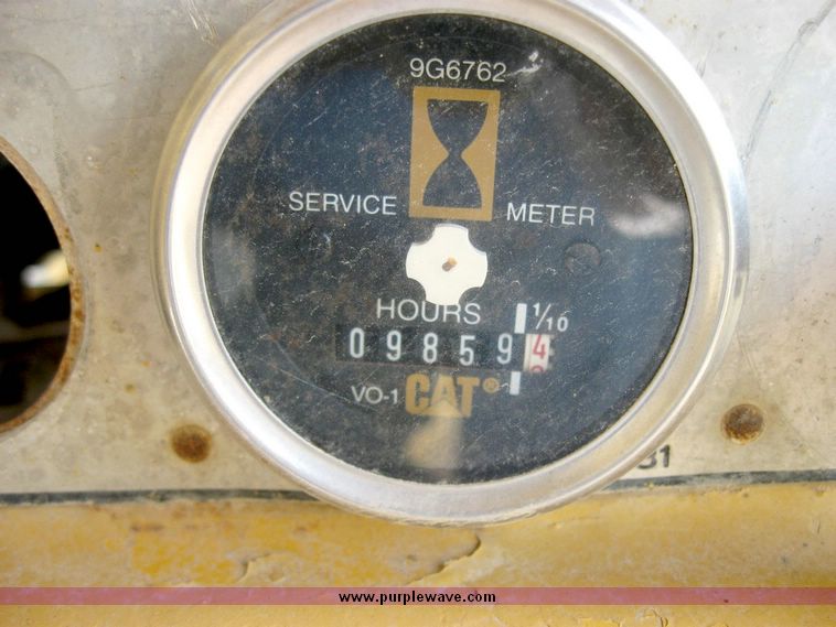 image for item 8838 Caterpillar D9G dozer