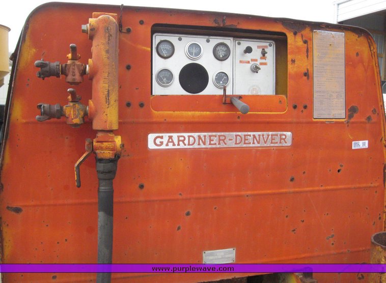image for item 8862 Gardner Denver SPHGA portable air compressor on single axle trailer