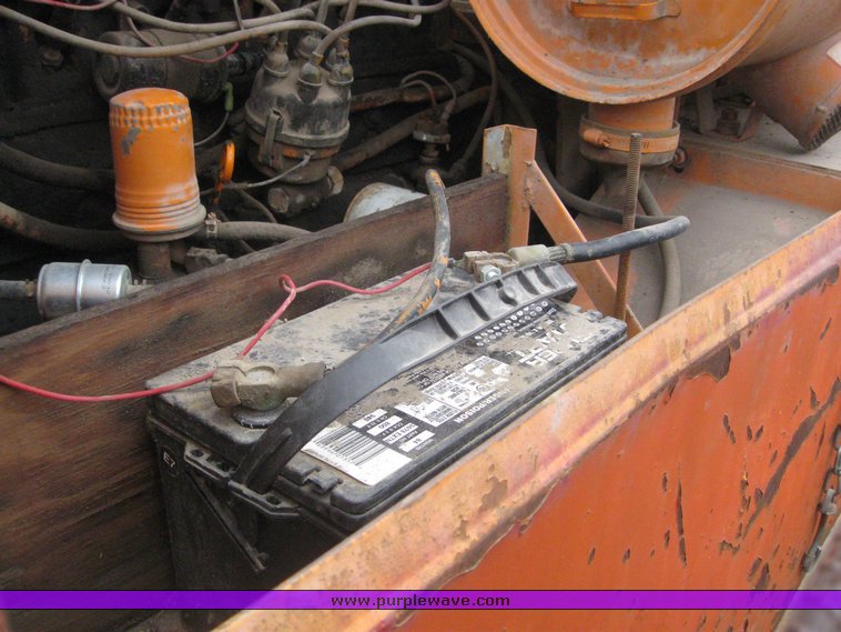 image for item 8862 Gardner Denver SPHGA portable air compressor on single axle trailer