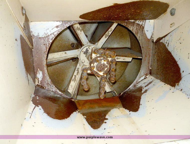 image for item 4005 Finn B 70 straw blower