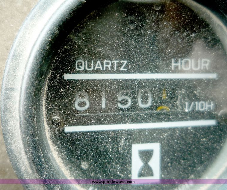 image for item 4055 Kawasaki 902 wheel loader