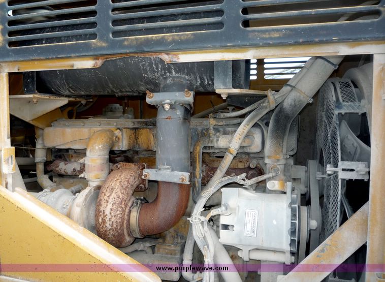 image for item 4055 Kawasaki 902 wheel loader