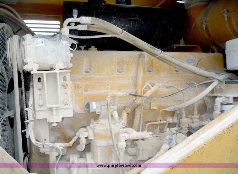 image for item 4055 Kawasaki 902 wheel loader