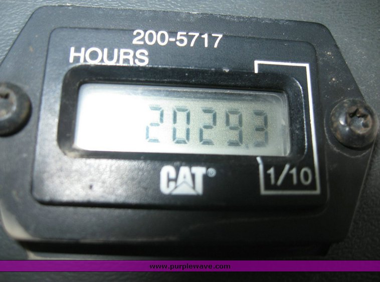 image for item 5000 2004 Caterpillar 246B skid steer