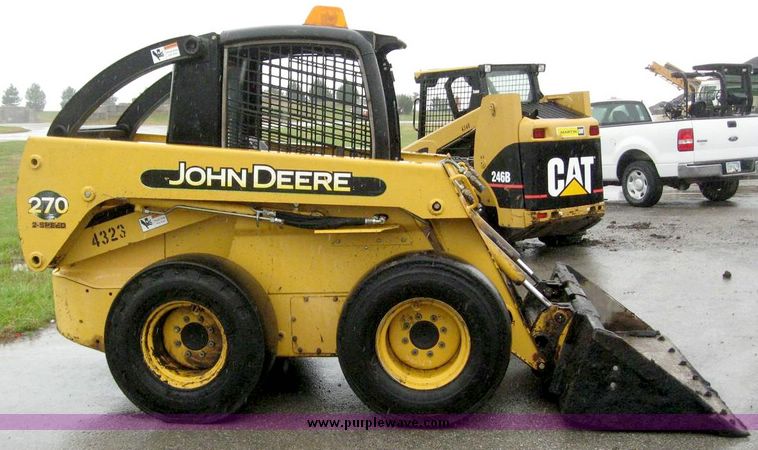 image for item 5001 John Deere 270 skid steer