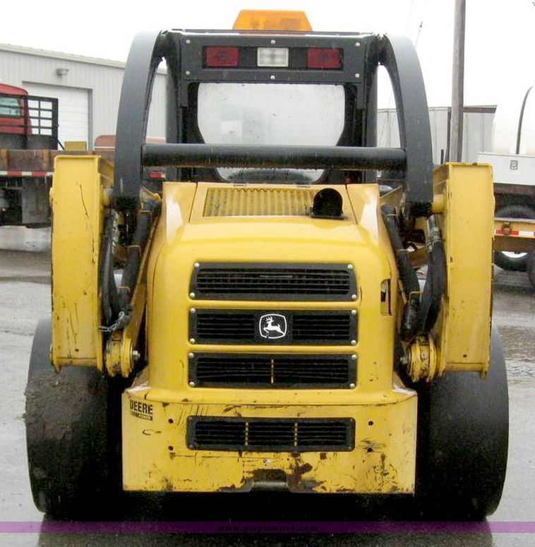 image for item 5001 John Deere 270 skid steer