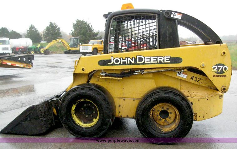 image for item 5001 John Deere 270 skid steer