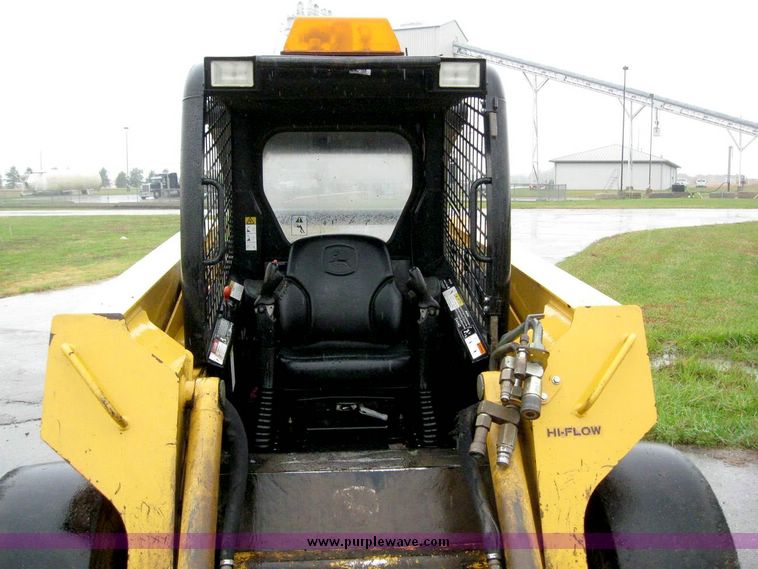 image for item 5001 John Deere 270 skid steer