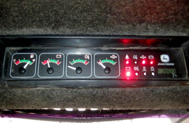 image for item 5001 John Deere 270 skid steer