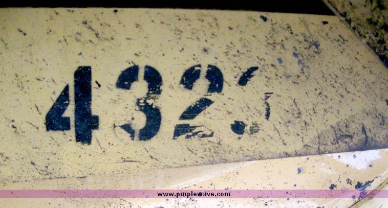 image for item 5001 John Deere 270 skid steer