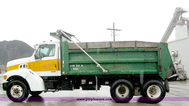 image for item 5008 2001 Sterling LT8511 TADT tandem axle dump truck