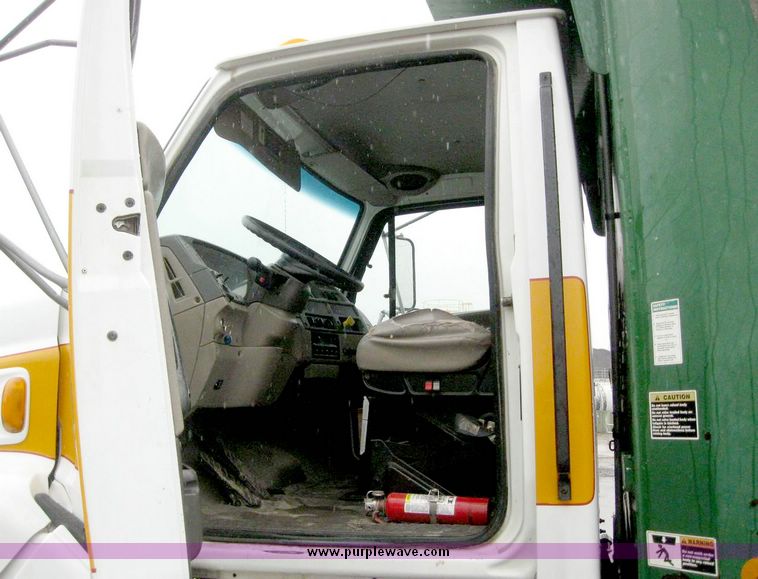 image for item 5008 2001 Sterling LT8511 TADT tandem axle dump truck