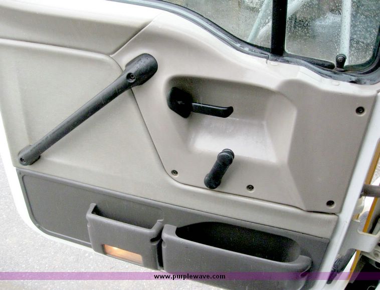 image for item 5008 2001 Sterling LT8511 TADT tandem axle dump truck