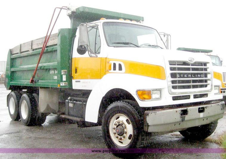 image for item 5009 2001 Sterling LT8511 TADT tandem axle dump truck