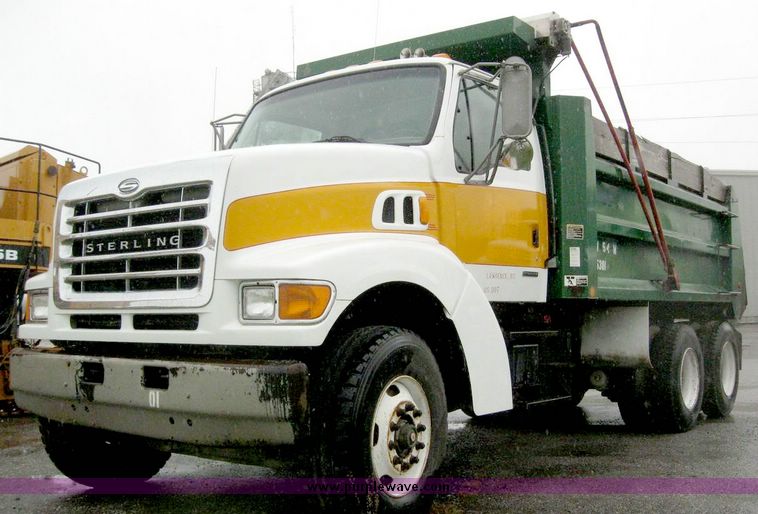 image for item 5009 2001 Sterling LT8511 TADT tandem axle dump truck