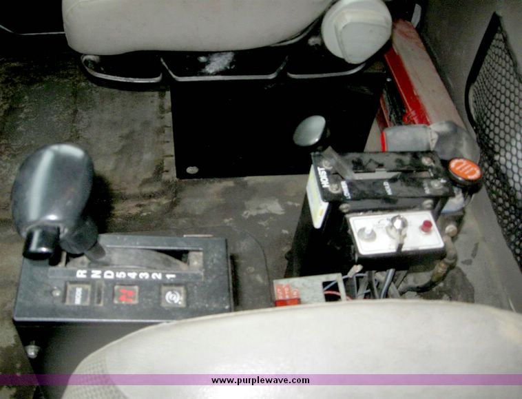 image for item 5009 2001 Sterling LT8511 TADT tandem axle dump truck