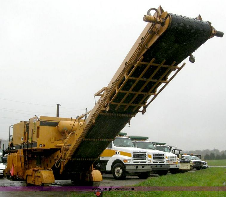 image for item 5010 1992 CMI TR225 asphalt trimmer reclaimer