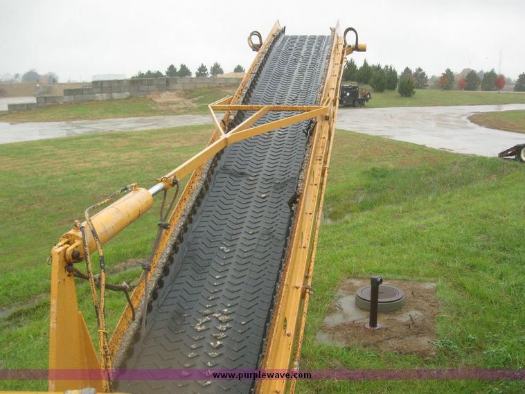 image for item 5010 1992 CMI TR225 asphalt trimmer reclaimer