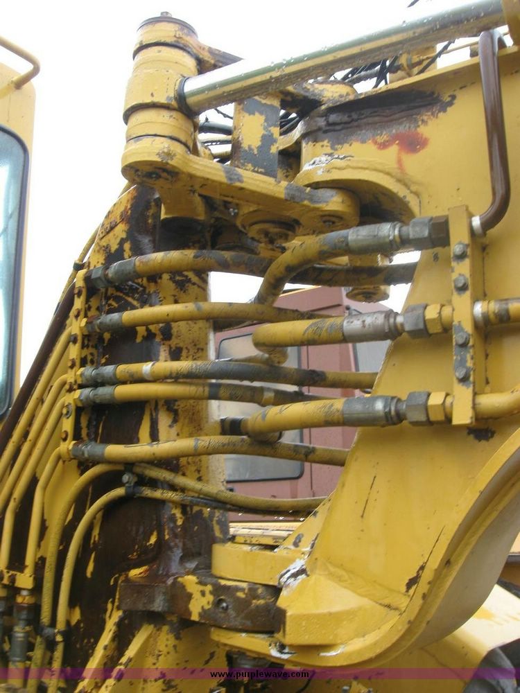 image for item 5011 1994 Caterpillar 613C Series II elevating motor scraper